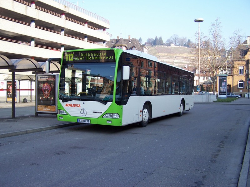 ES-N232 ES - Bahnhof