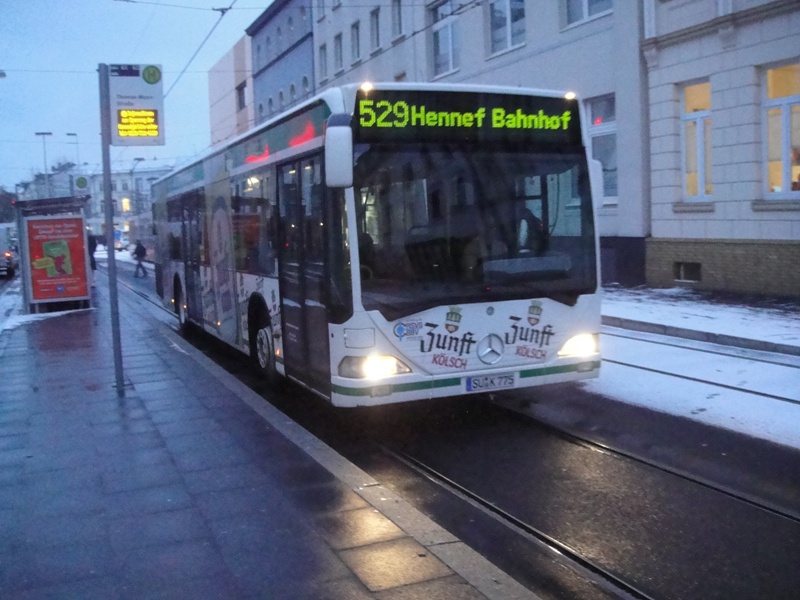 SU-K 775, Thomas-Mann-Straße