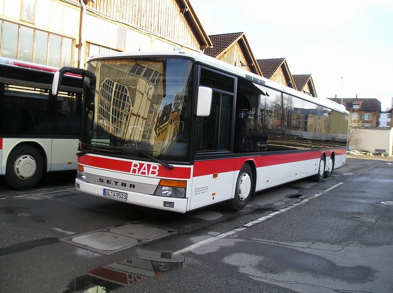 Setra S 319 NF im Betriebshof Friedrichshafen