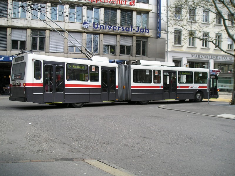 Trolleybus nähe Hauptbahnhof