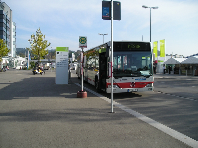 Messebus an der Oberschwabenhalle/Eissporthalle P+R