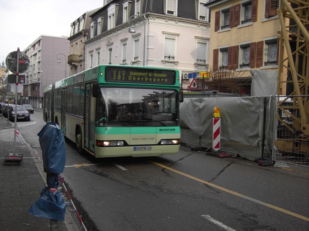 BAD ME 65 Neoplan N4021