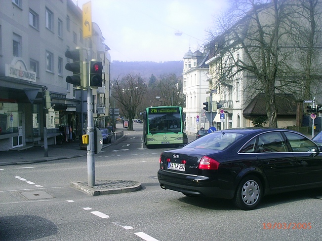 Linie 216 am Bertholdplatz