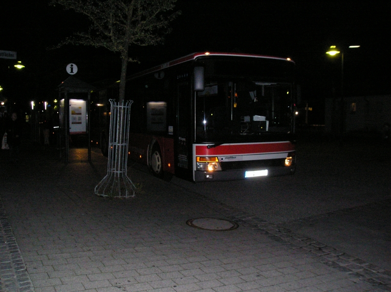S315NF um 5:30 Uhr am Busbahnhof