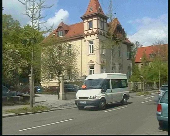 Dresdner Bus der Linie E89