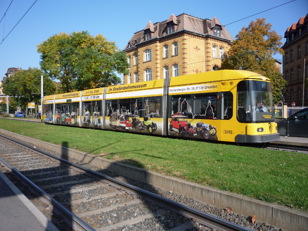 NGT6DD mit Werbung für Museumsöffnungstag