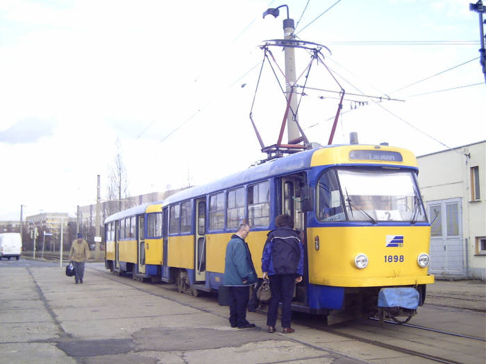 T4D 1898