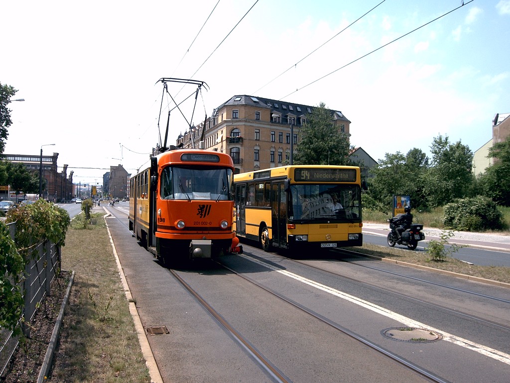 Dresden 201 002 + 453 011 Bf.Mitte