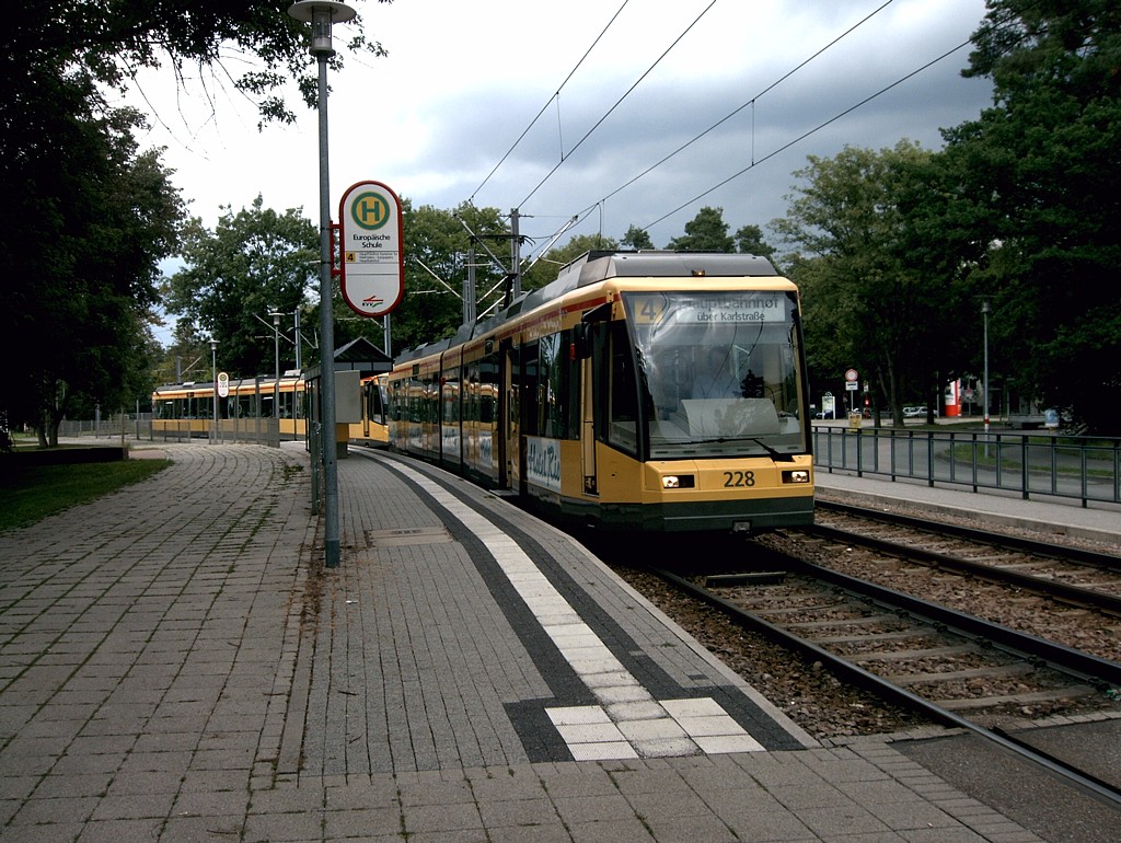 Karlsruhe 228 Waldstadt , Europäische Schule