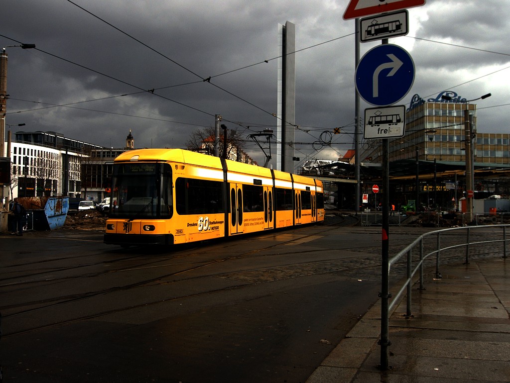 Dresden 2593 Postplatz