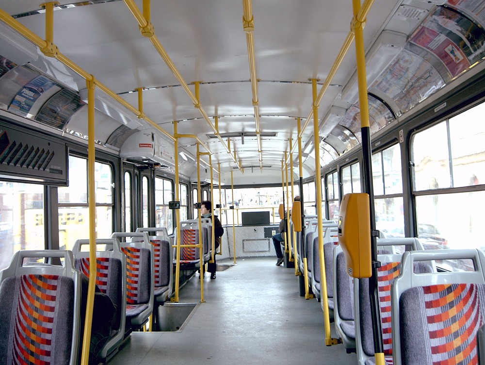 Prag 8445 Innenraum