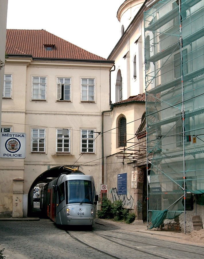 Prag 9116 Malostranské náměstí