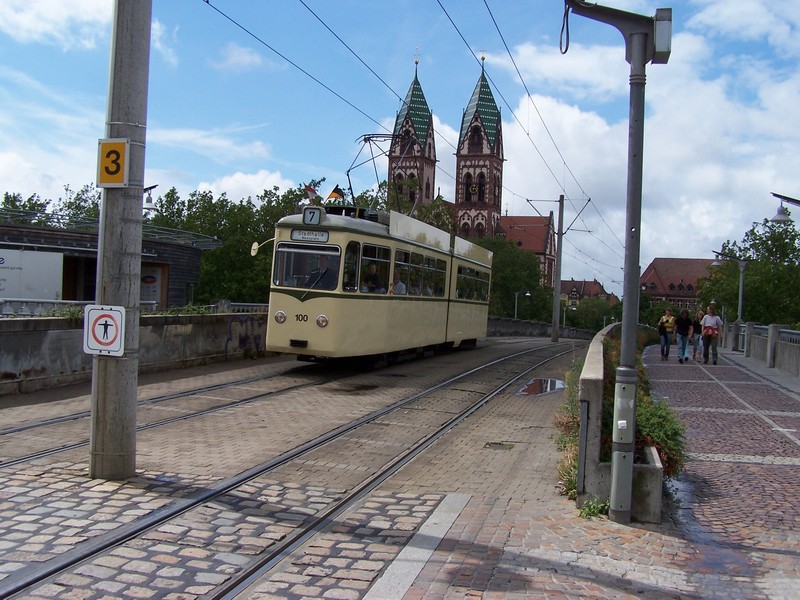 100 FR - Hauptbahnhof