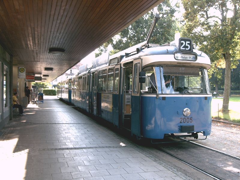 P+p-Wagen vorne/Seite