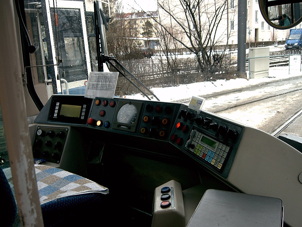 R2-Wagen Fahrerpult