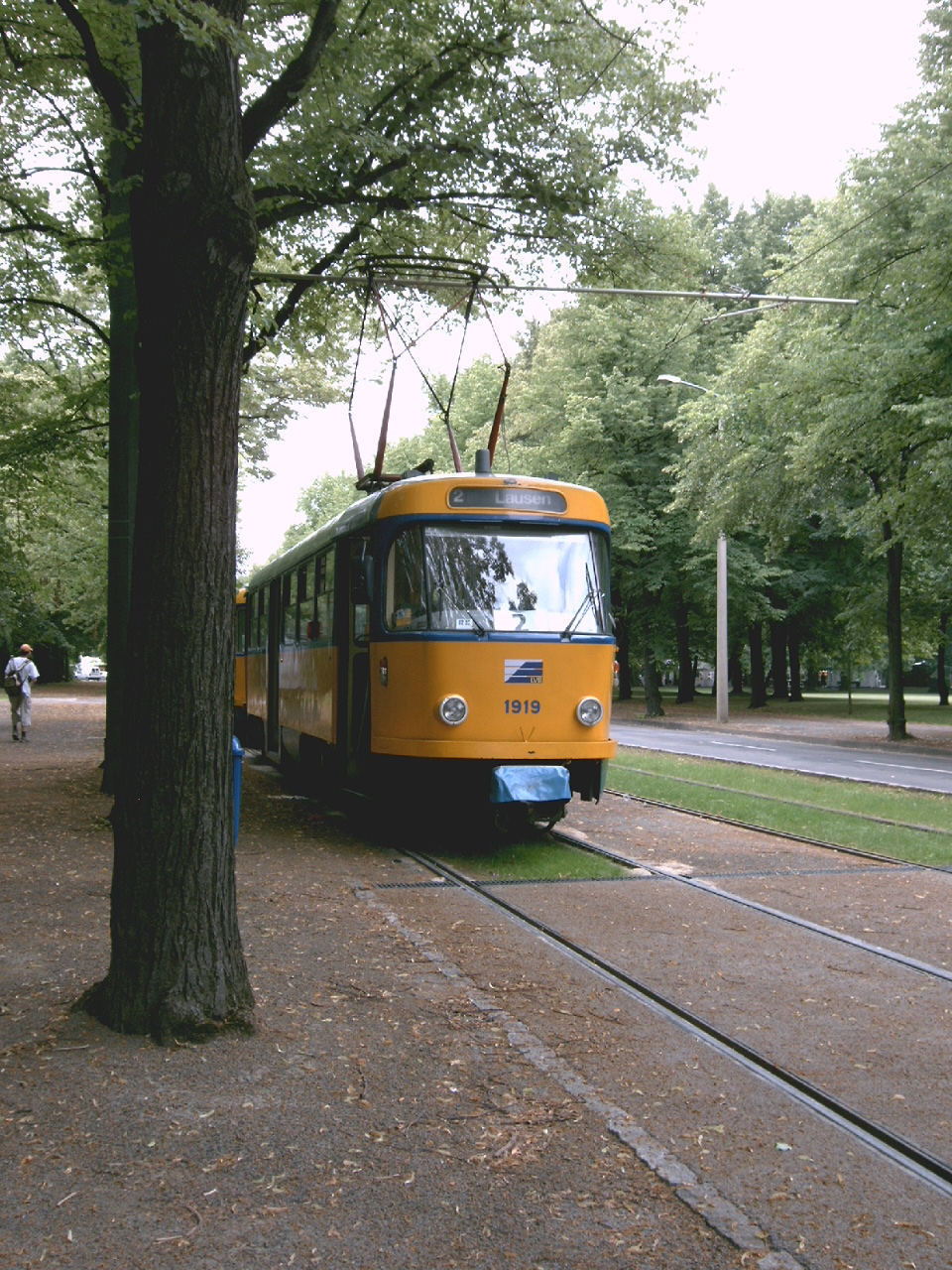 Linie 2 in der Gleisschleife Naunhofer Straße