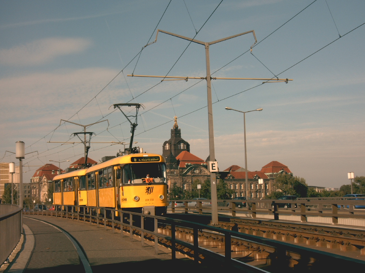 Tatra Doppeltraktion auf der Carolabrücke