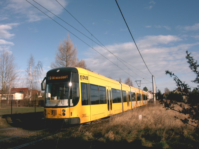 NGTD12DD kurz nach Haltepunkt Weixdorf Bad
