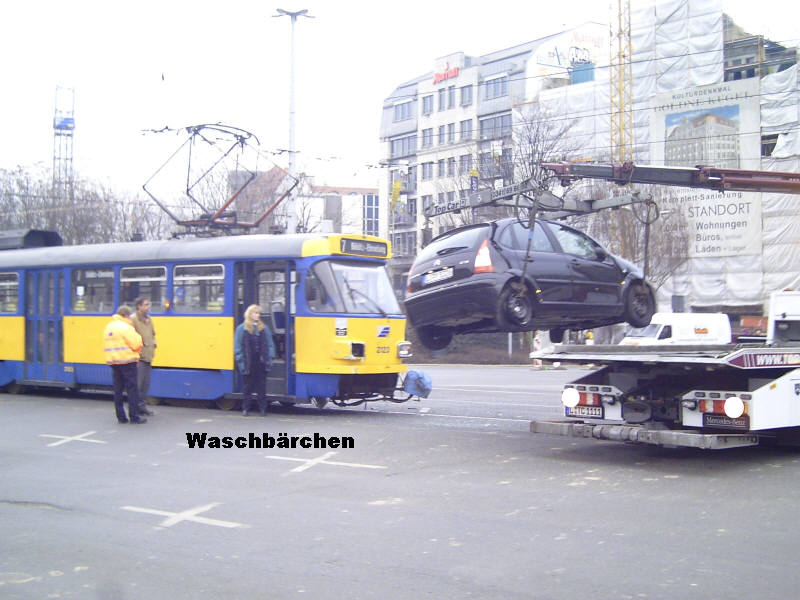 T4DM 2123 Unfall am HBF