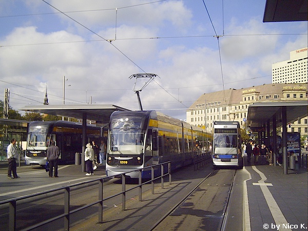 Silberne NGT's am Hauptbahnhof