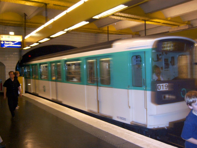 Metro Paris