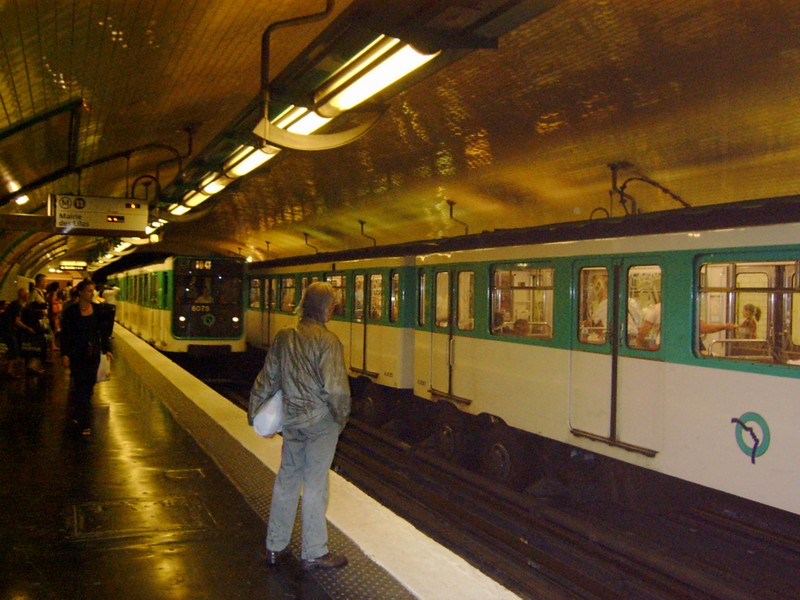 6075 Paris - Mairie des Lilas