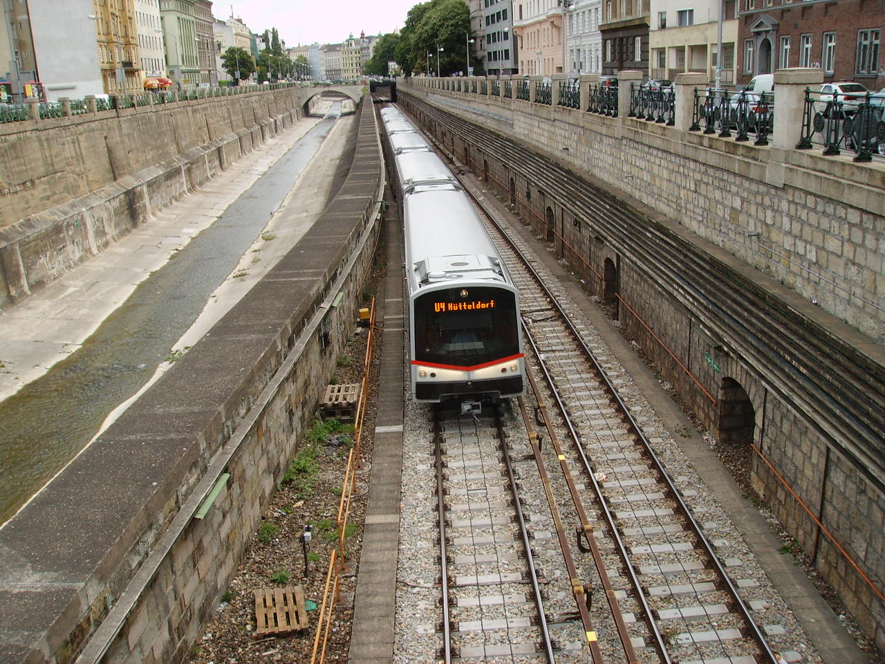Wien - U4