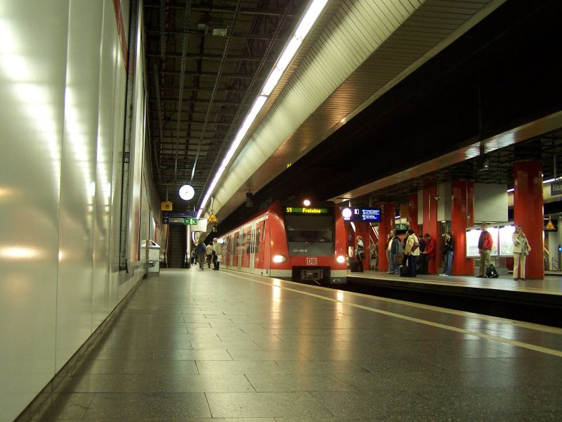 423 081 M - Hauptbahnhof (tief) S