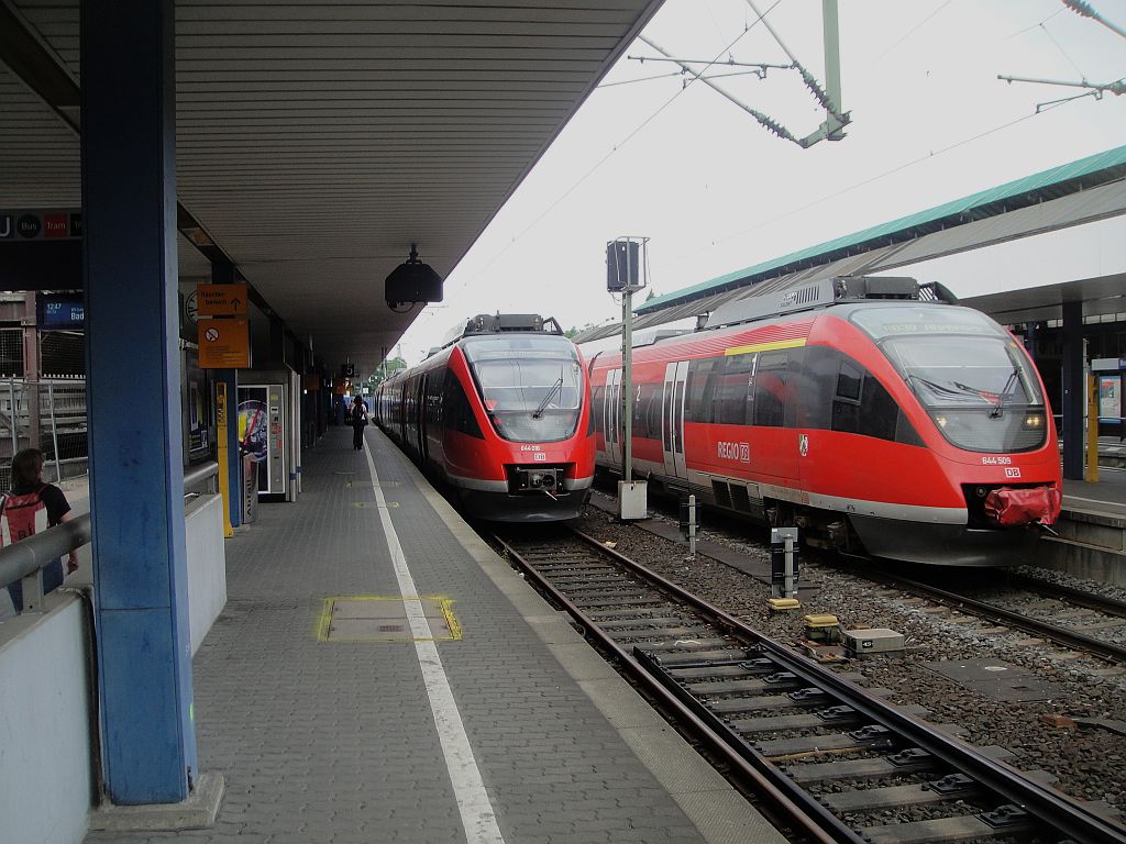 2x VT 644 in Bonn Hbf