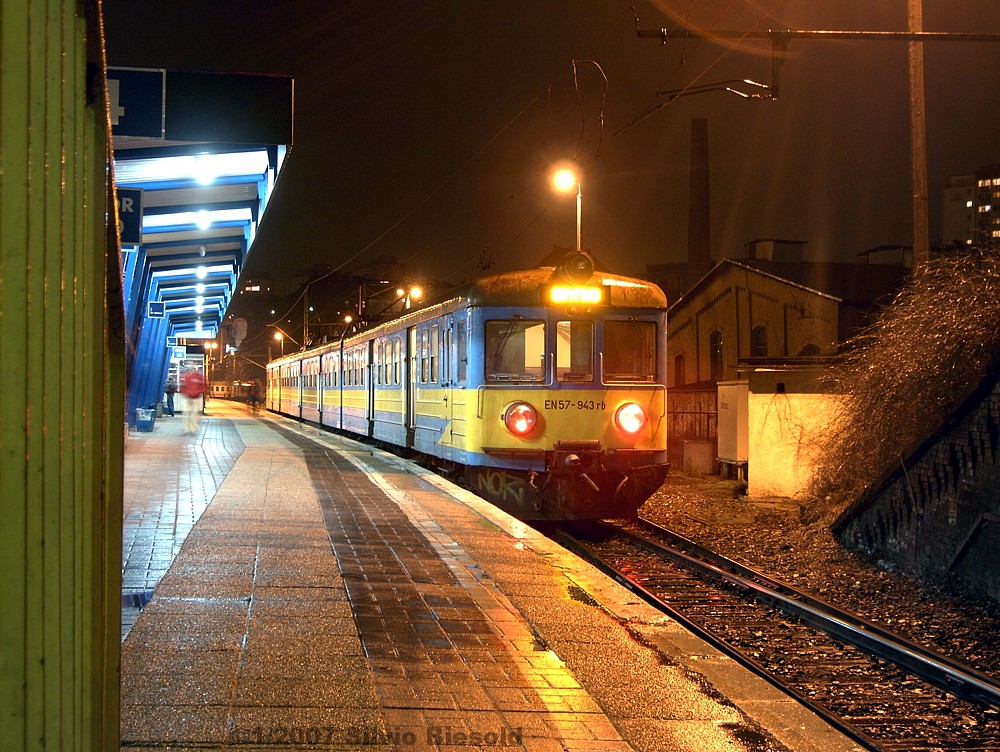 EN57-943 Szczecin Glowny