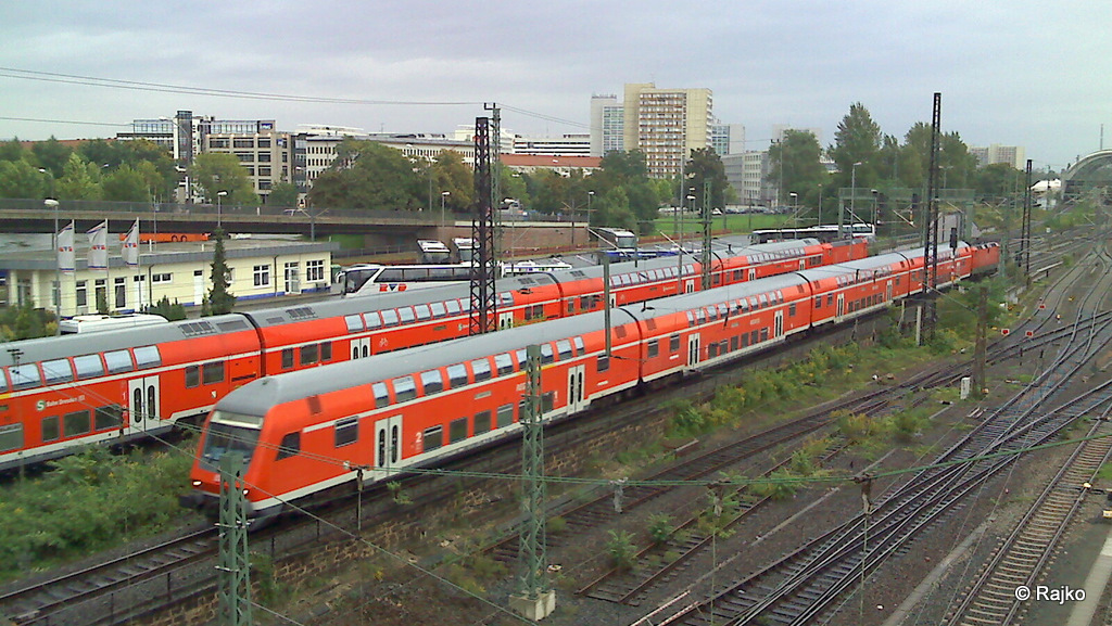 zwei Dresdner S-Bahn Züge