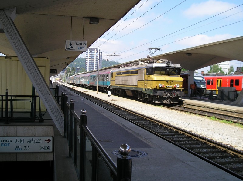BR363 - 032 Ljubljana Hbf