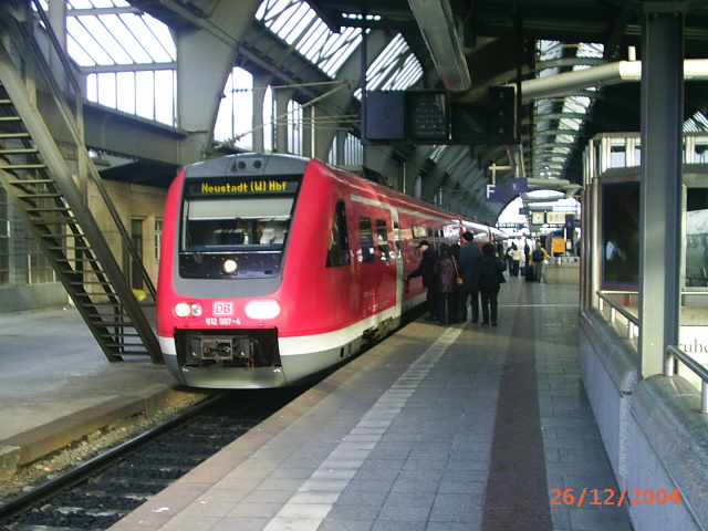 DB am HBF Karslruhe