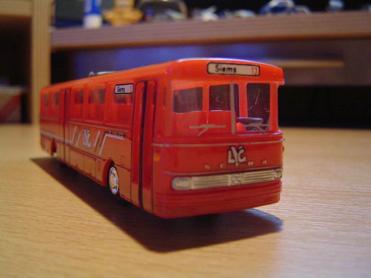 Setra S 140 ES der LVG 01