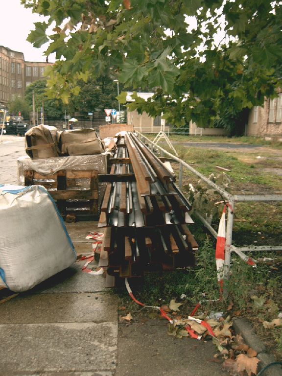 ein Stapel Schienen