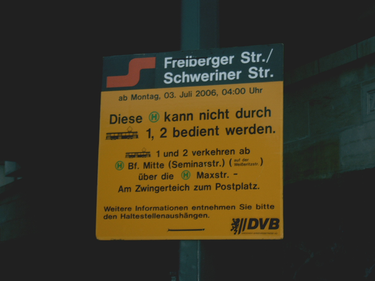 Die DVB liebt Klammern
