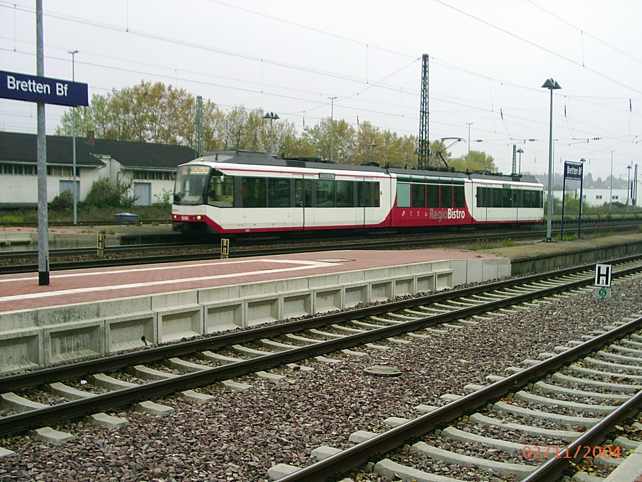 KVV Stadtbahn mit Bistrowagen
