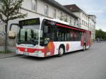 316 (mit neuer Werbung) am Busbahnhof